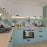 One Br Free Parking Center 바르나